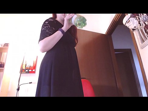 ❤️ Submisivní otrokyně, která miluje špinavé a svůdné kalhotky, je po zhlédnutí tohoto videa nucena masturbovat! Porno u nás ❌️